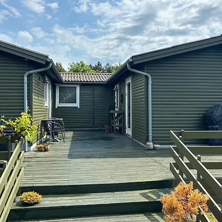 Feriehus 3 Bedroom Cozy In Kalundborg