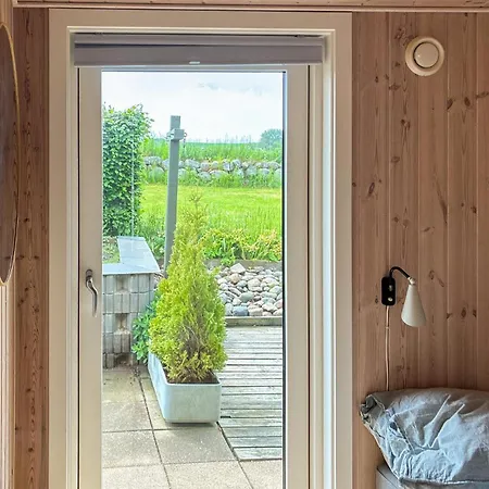 Vakantiehuis 3 Bedroom Cozy In *